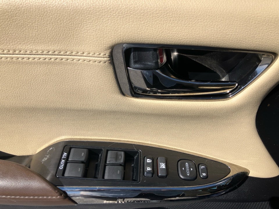 2014 Toyota Avalon XLE