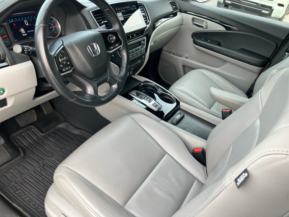 2021 Honda Pilot 2WD Touring 8 Passenger