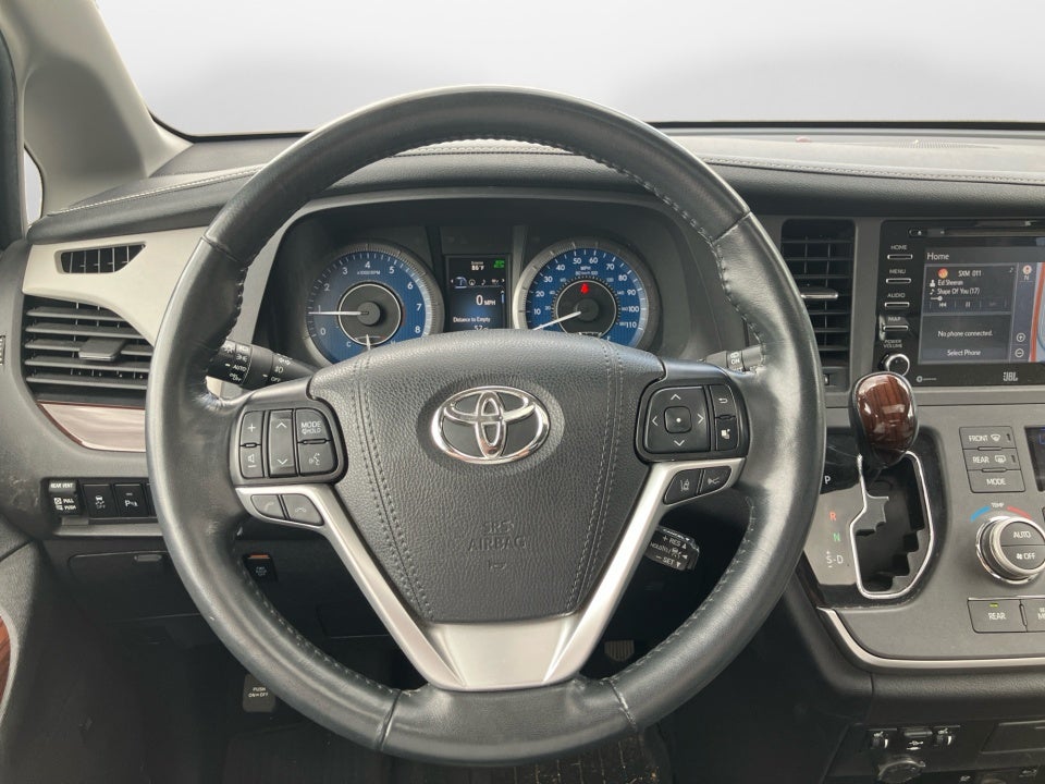 2020 Toyota Sienna Limited Premium