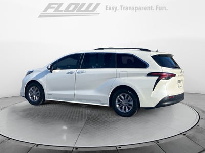 2021 Toyota Sienna XLE