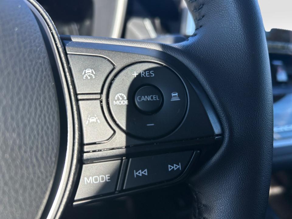 2025 Toyota Corolla Hybrid XLE