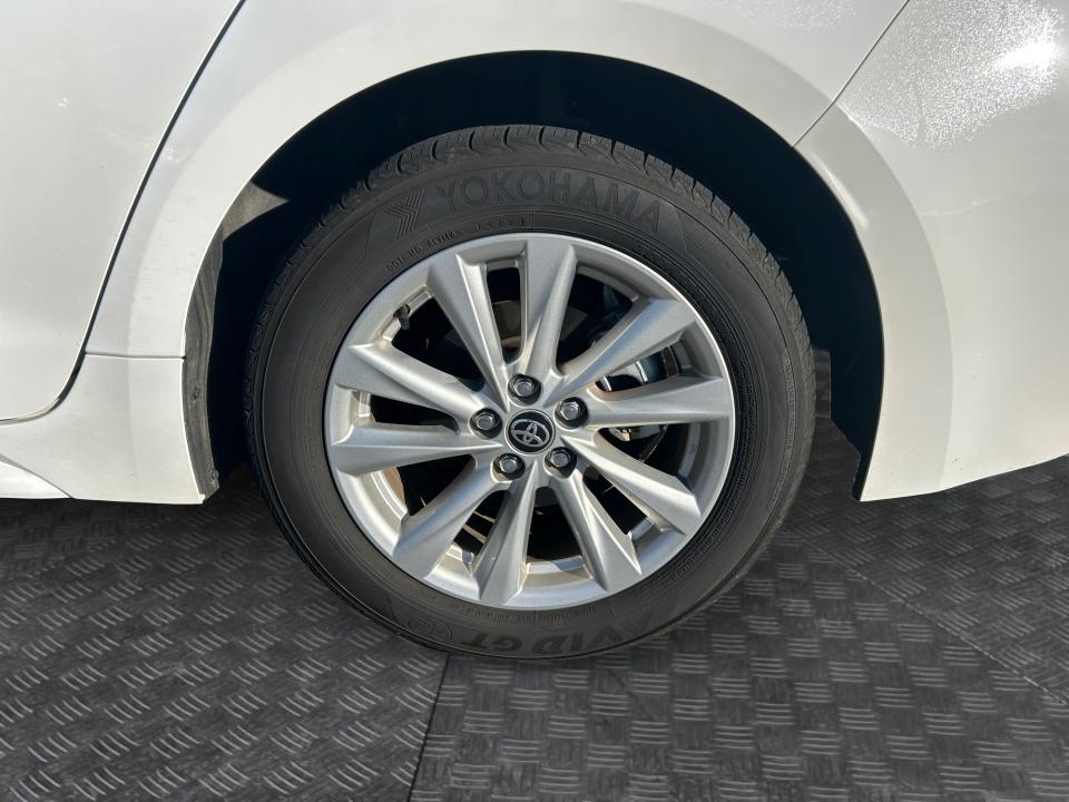 2025 Toyota Corolla Hybrid XLE