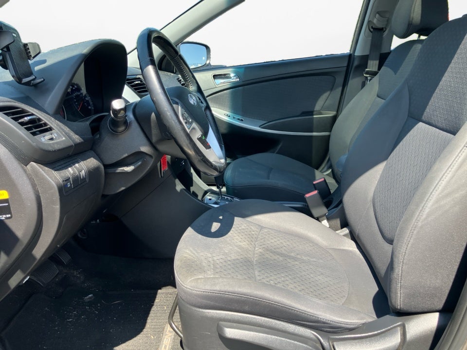 2014 Hyundai Accent SE