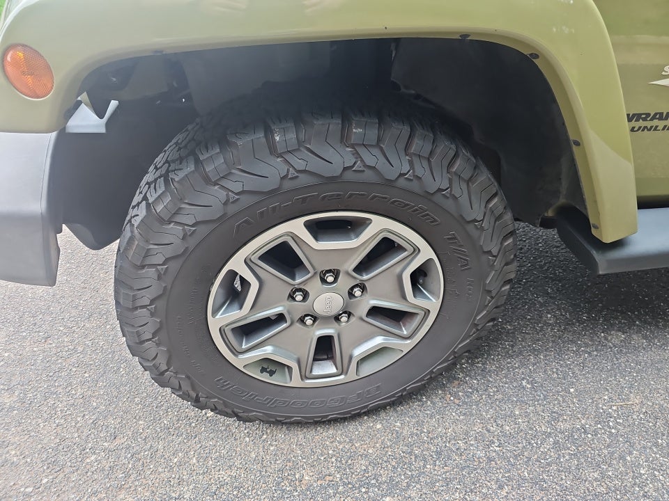 2013 Jeep Wrangler Unlimited Sahara