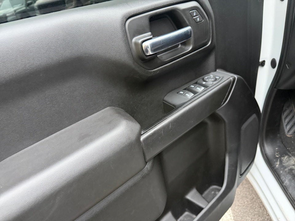 2022 Chevrolet Silverado 1500 LTD 4WD Double Cab Standard Bed Custom