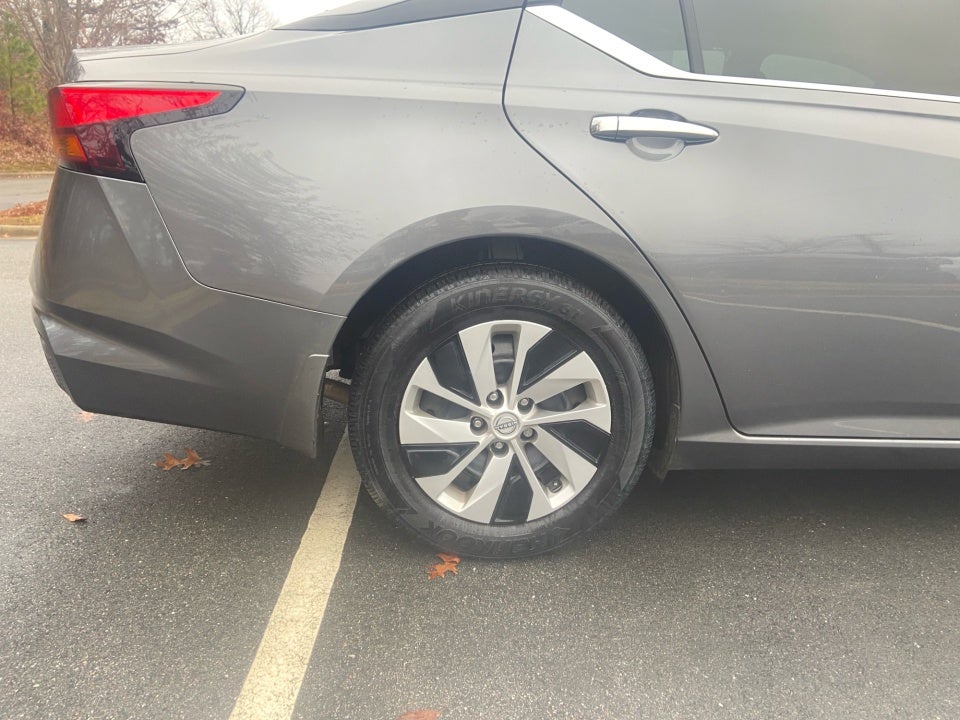 2025 Nissan Altima S FWD