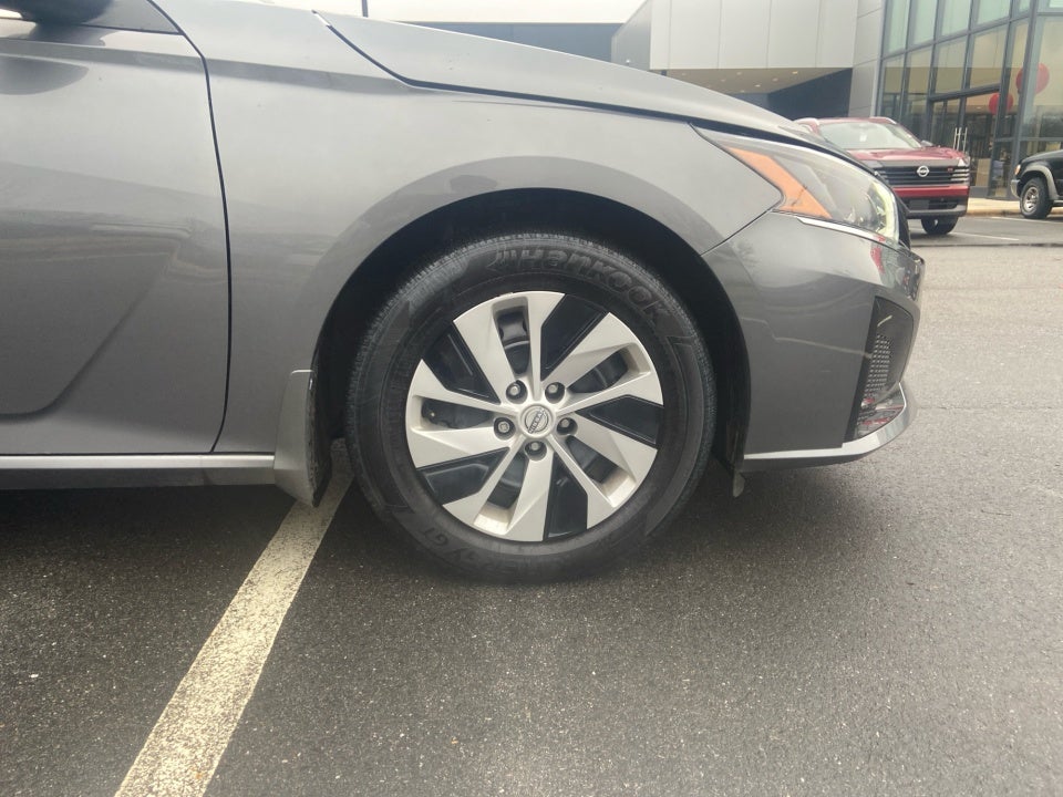 2025 Nissan Altima S FWD