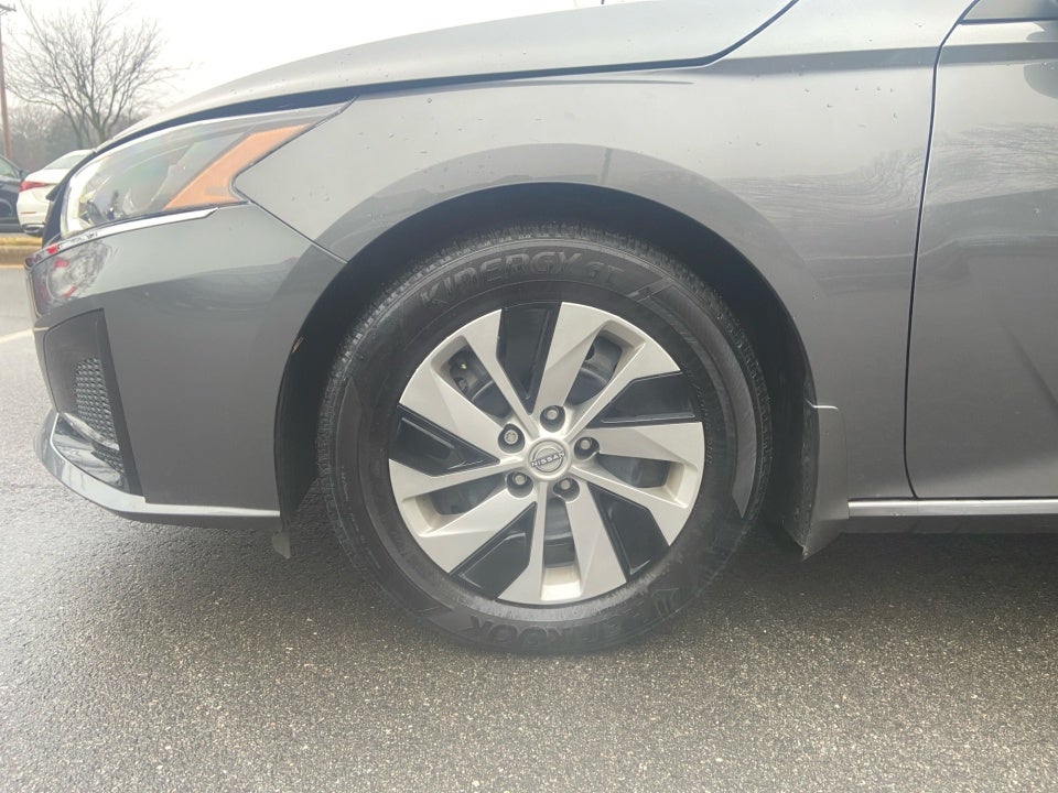 2025 Nissan Altima S FWD