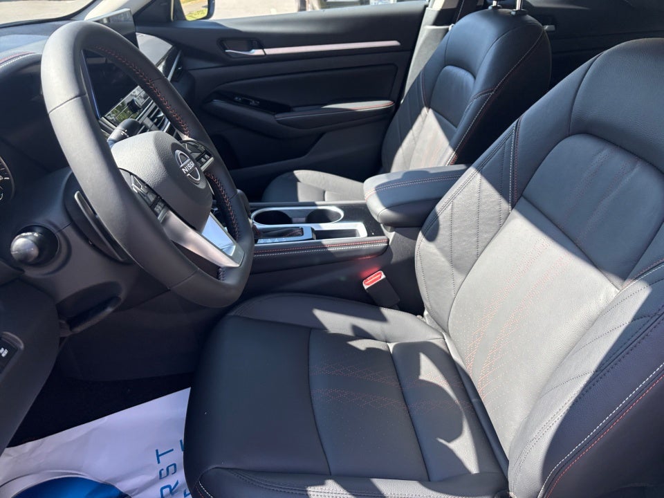 2025 Nissan Altima SR FWD