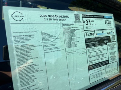 2025 Nissan Altima SR FWD