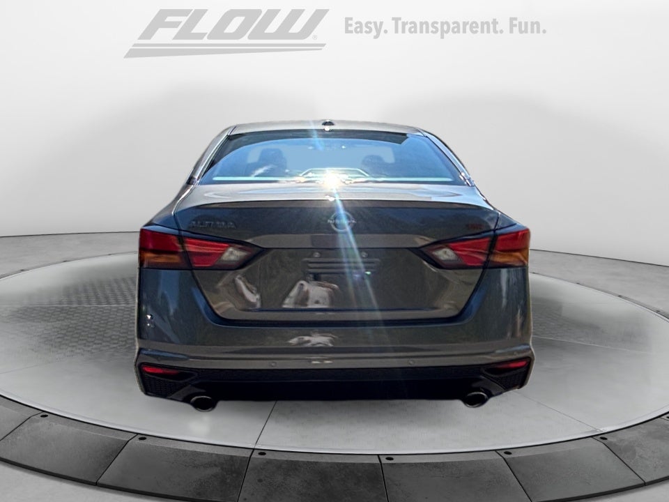 2025 Nissan Altima SR FWD