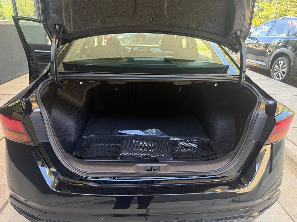 2026 Nissan Altima SR