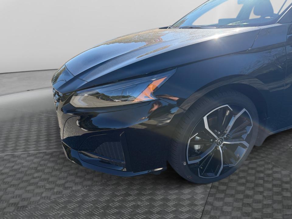 2026 Nissan Altima SR