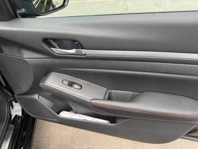 2026 Nissan Altima SR FWD