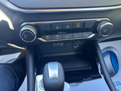 2025 Nissan Altima SR FWD