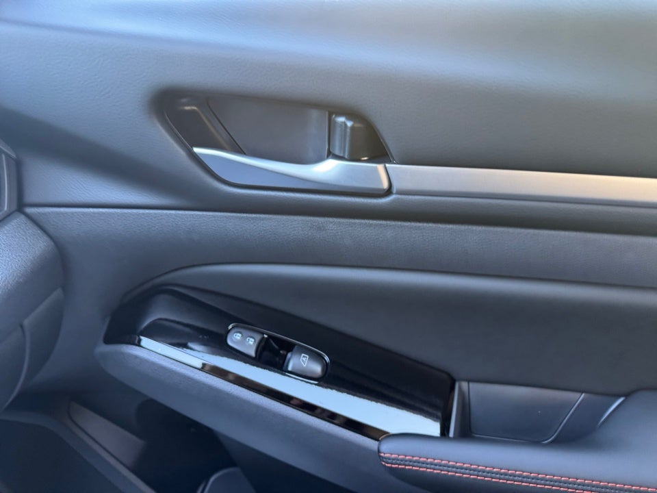 2025 Nissan Altima SR FWD