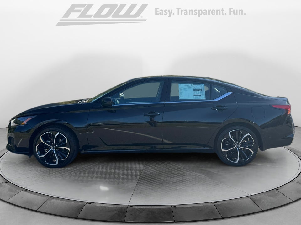 2025 Nissan Altima SR FWD