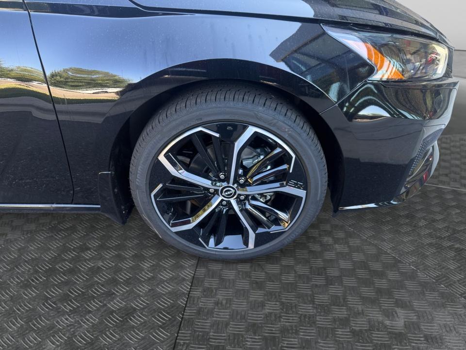 2026 Nissan Altima SR