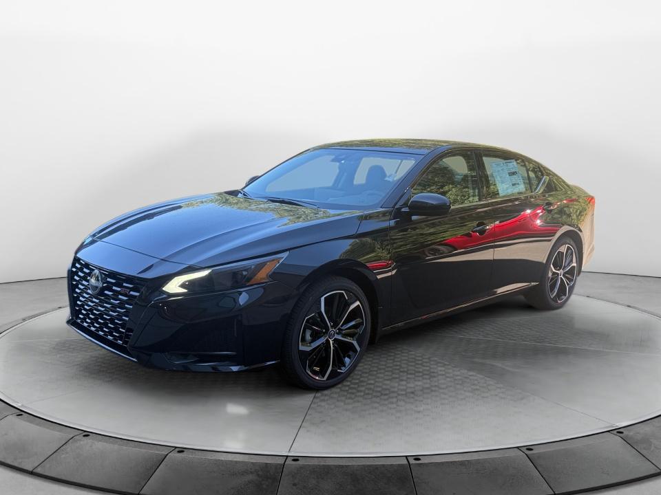 2026 Nissan Altima SR