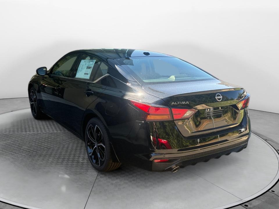 2026 Nissan Altima SR