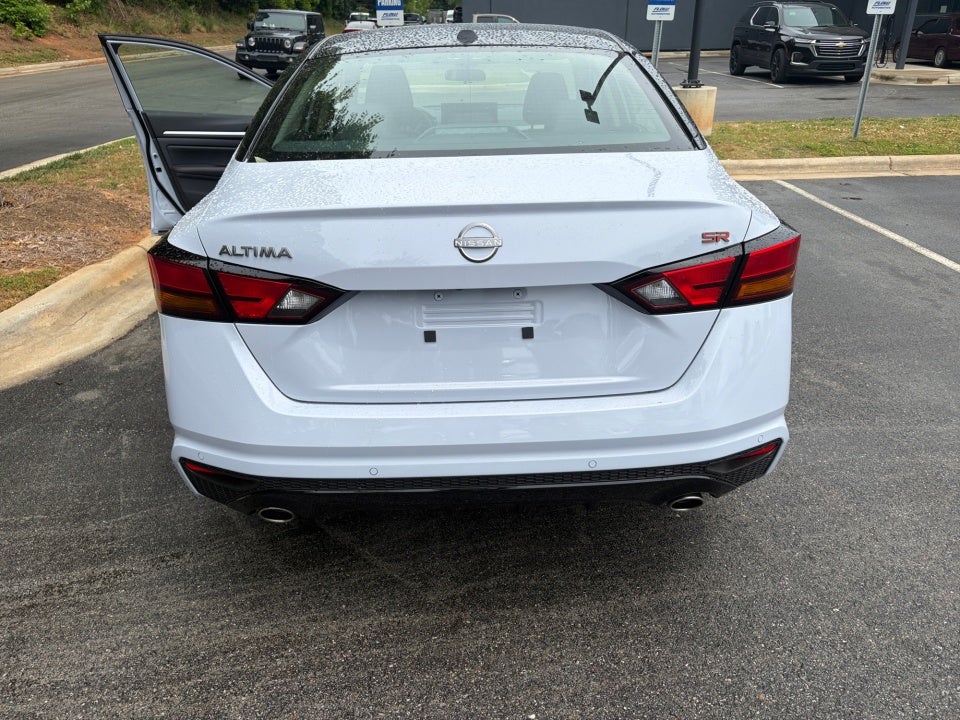 2026 Nissan Altima SR FWD