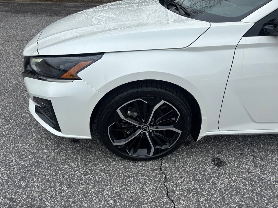 2025 Nissan Altima SR FWD