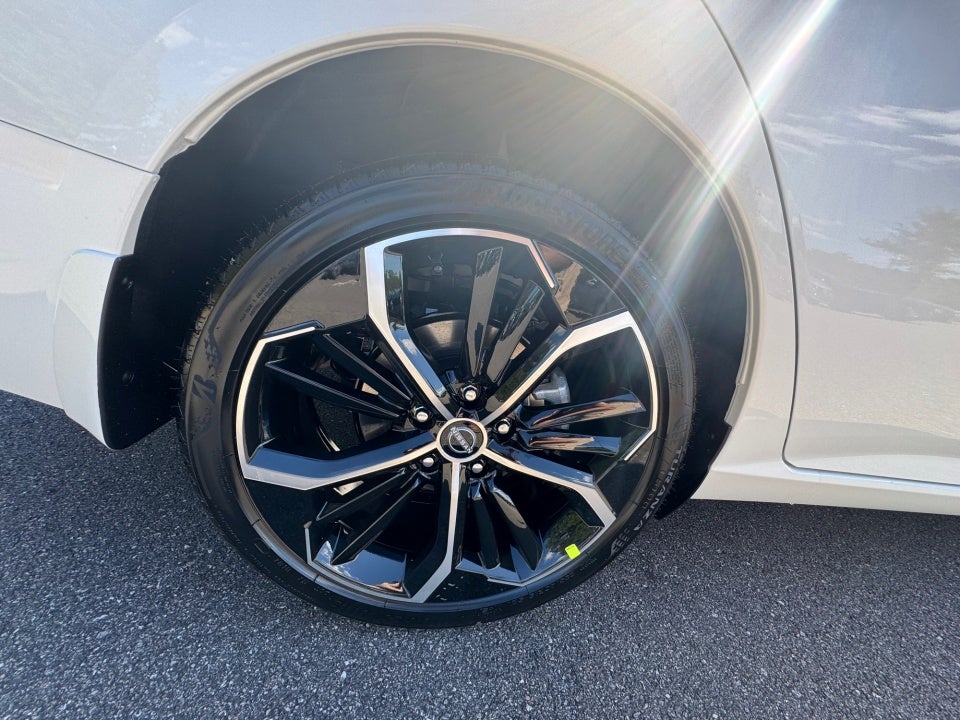 2025 Nissan Altima SR AWD