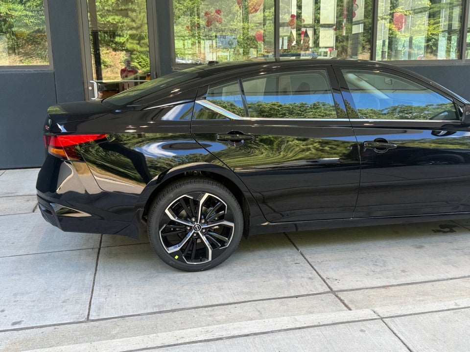2026 Nissan Altima SR
