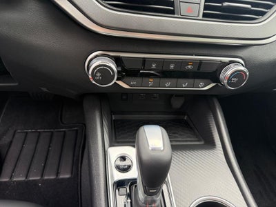 2026 Nissan Altima SR