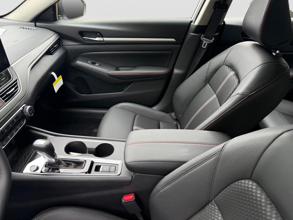 2026 Nissan Altima SR