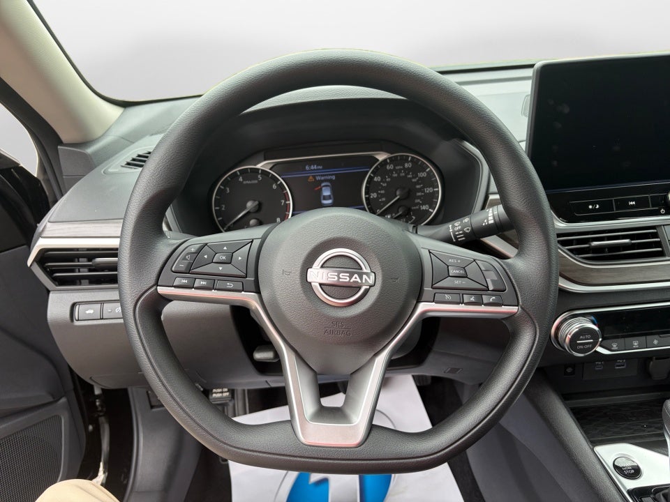 2026 Nissan Altima SV FWD