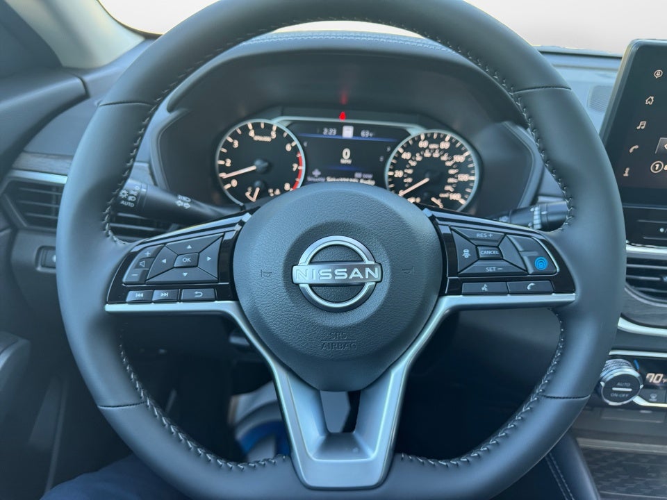 2025 Nissan Altima SV FWD