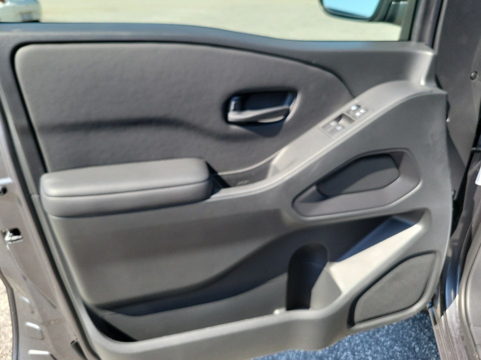 2027 Nissan Frontier S