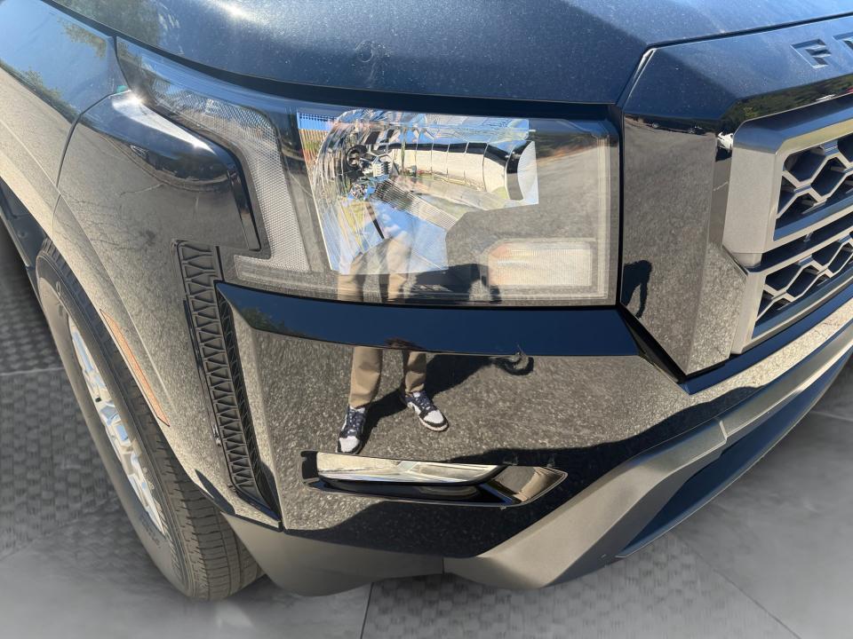 2024 Nissan Frontier SV