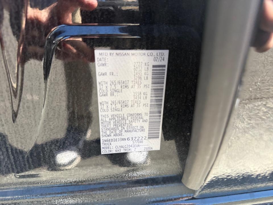 2024 Nissan Frontier SV