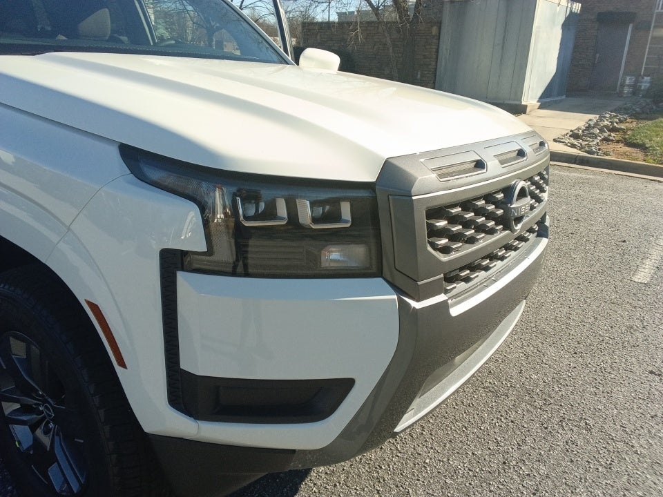 2026 Nissan Frontier Crew Cab SV 4x2