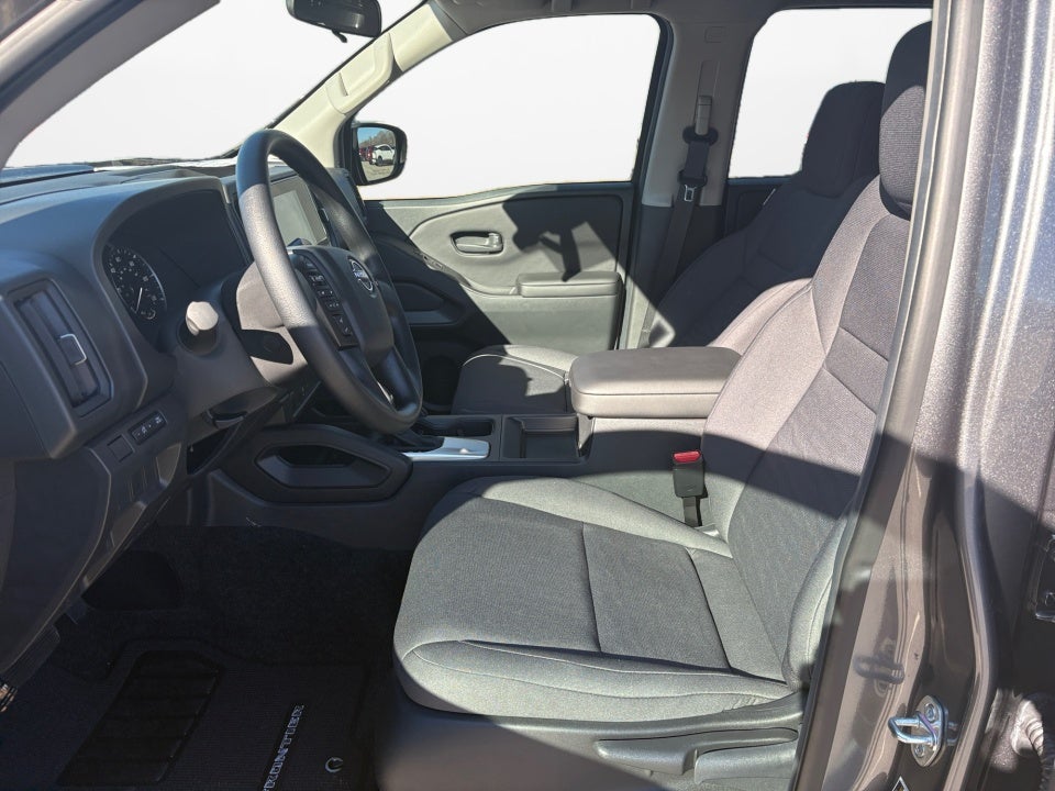 2026 Nissan Frontier Crew Cab SV 4x2