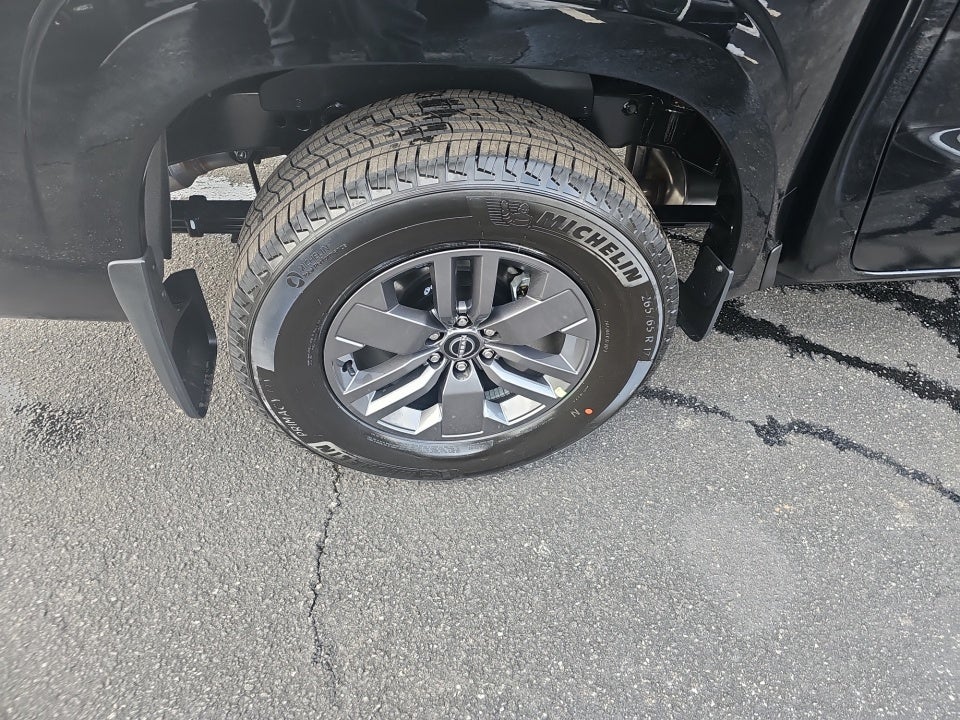 2026 Nissan Frontier Crew Cab SV 4x2