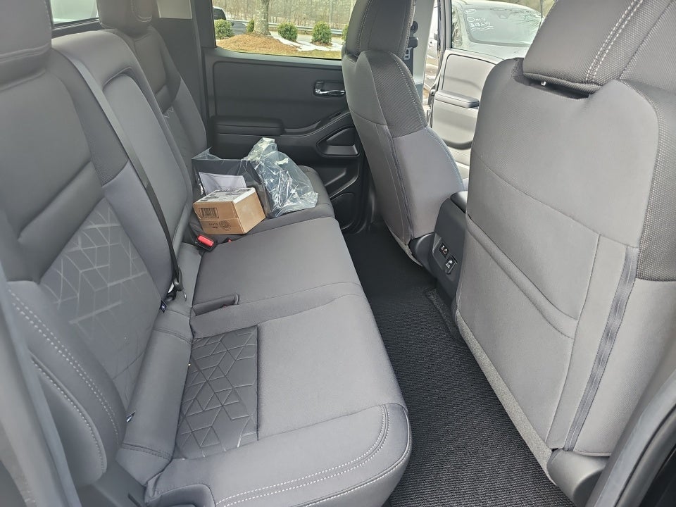 2026 Nissan Frontier Crew Cab SV 4x2