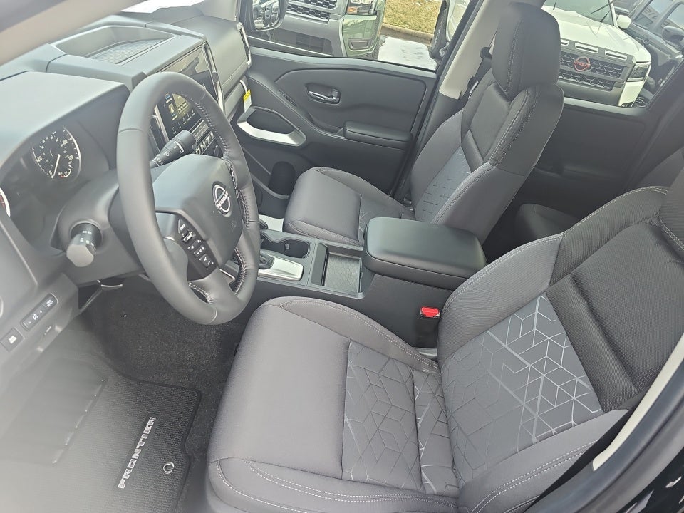 2026 Nissan Frontier Crew Cab SV 4x2