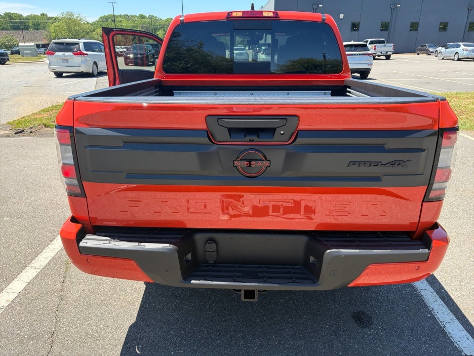 2026 Nissan Frontier Crew Cab PRO-4X 4x4
