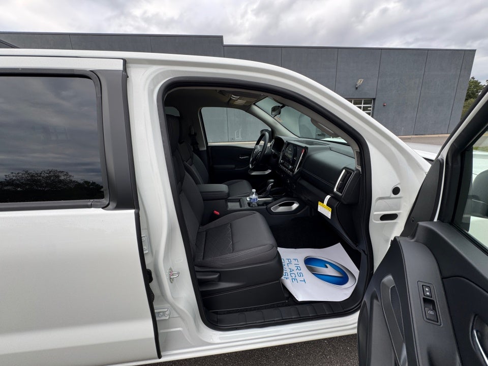 2026 Nissan Frontier Crew Cab SV 4x4