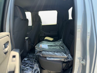 2026 Nissan Frontier Crew Cab PRO-4X 4x4
