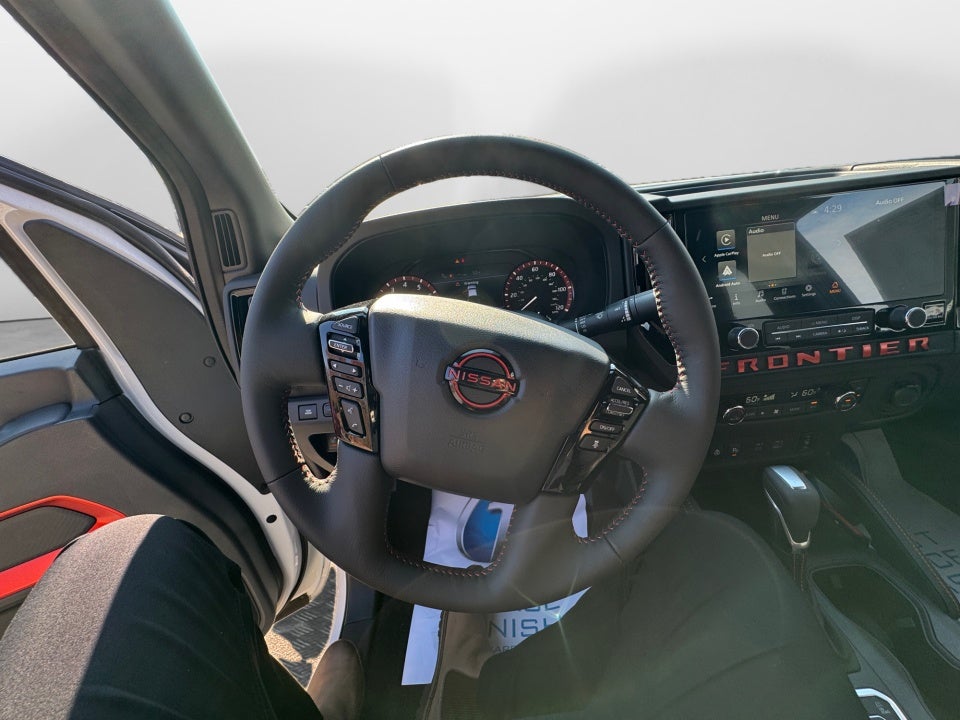 2026 Nissan Frontier Crew Cab PRO-4X 4x4
