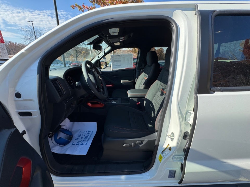 2026 Nissan Frontier Crew Cab PRO-4X 4x4