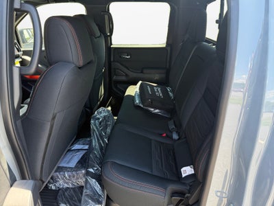 2025 Nissan Frontier Crew Cab PRO-4X 4x4