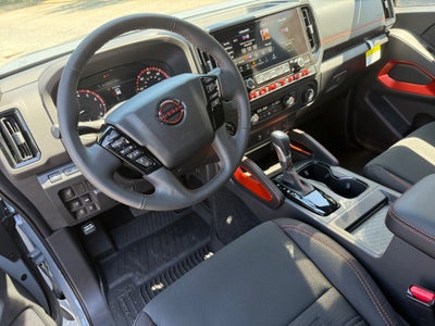 2025 Nissan Frontier Crew Cab PRO-4X 4x4