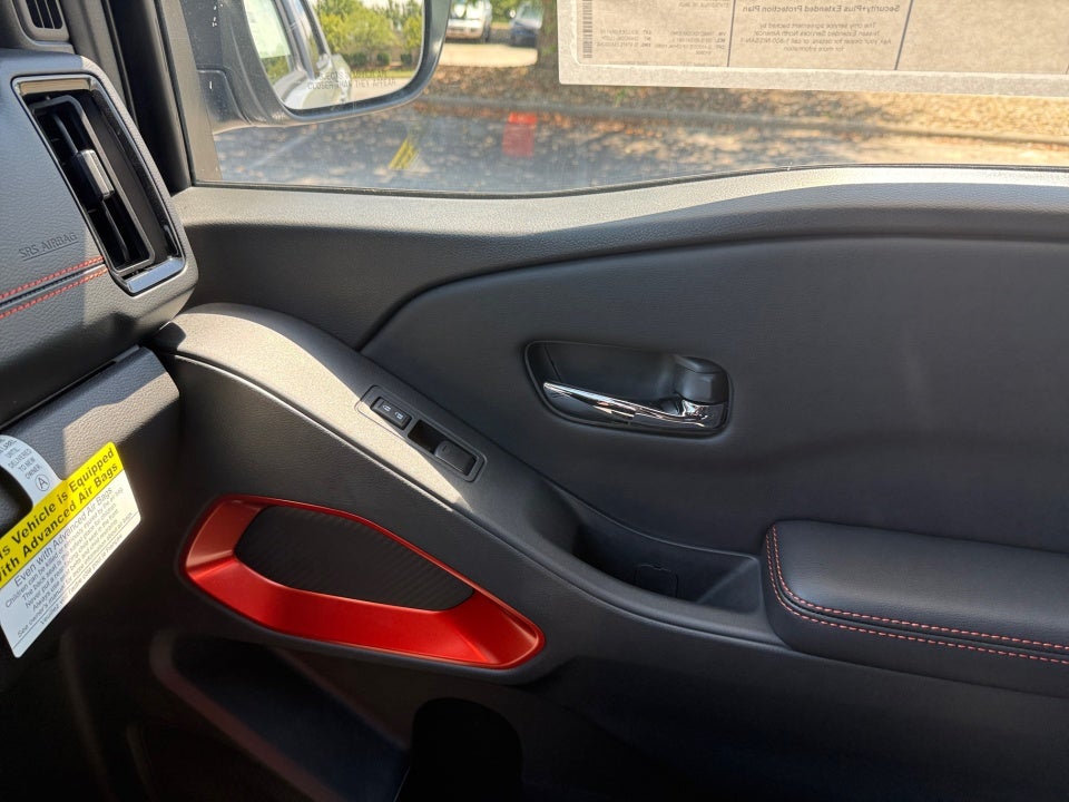 2025 Nissan Frontier Crew Cab PRO-4X 4x4