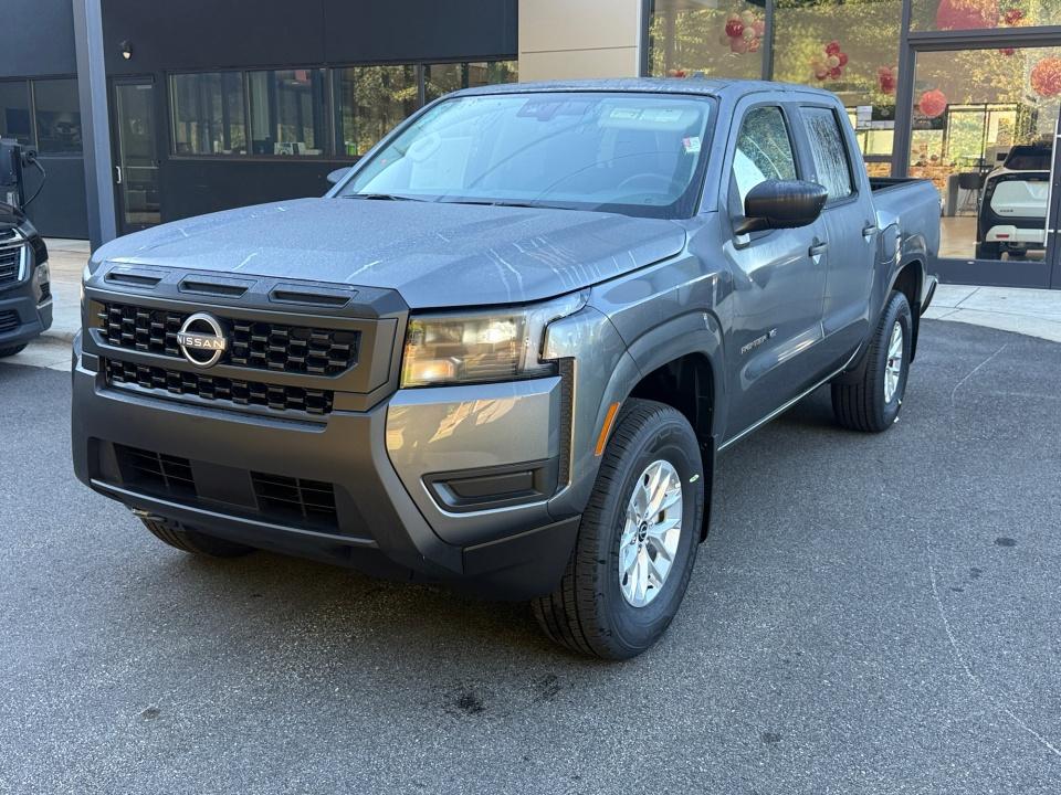 2027 Nissan Frontier S