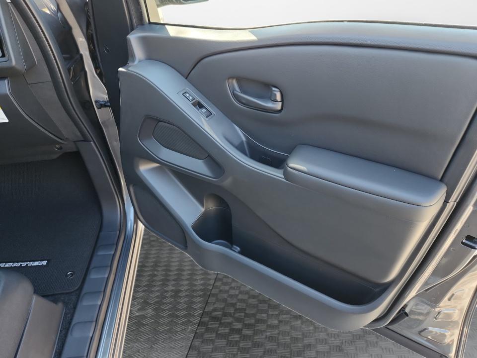2027 Nissan Frontier S